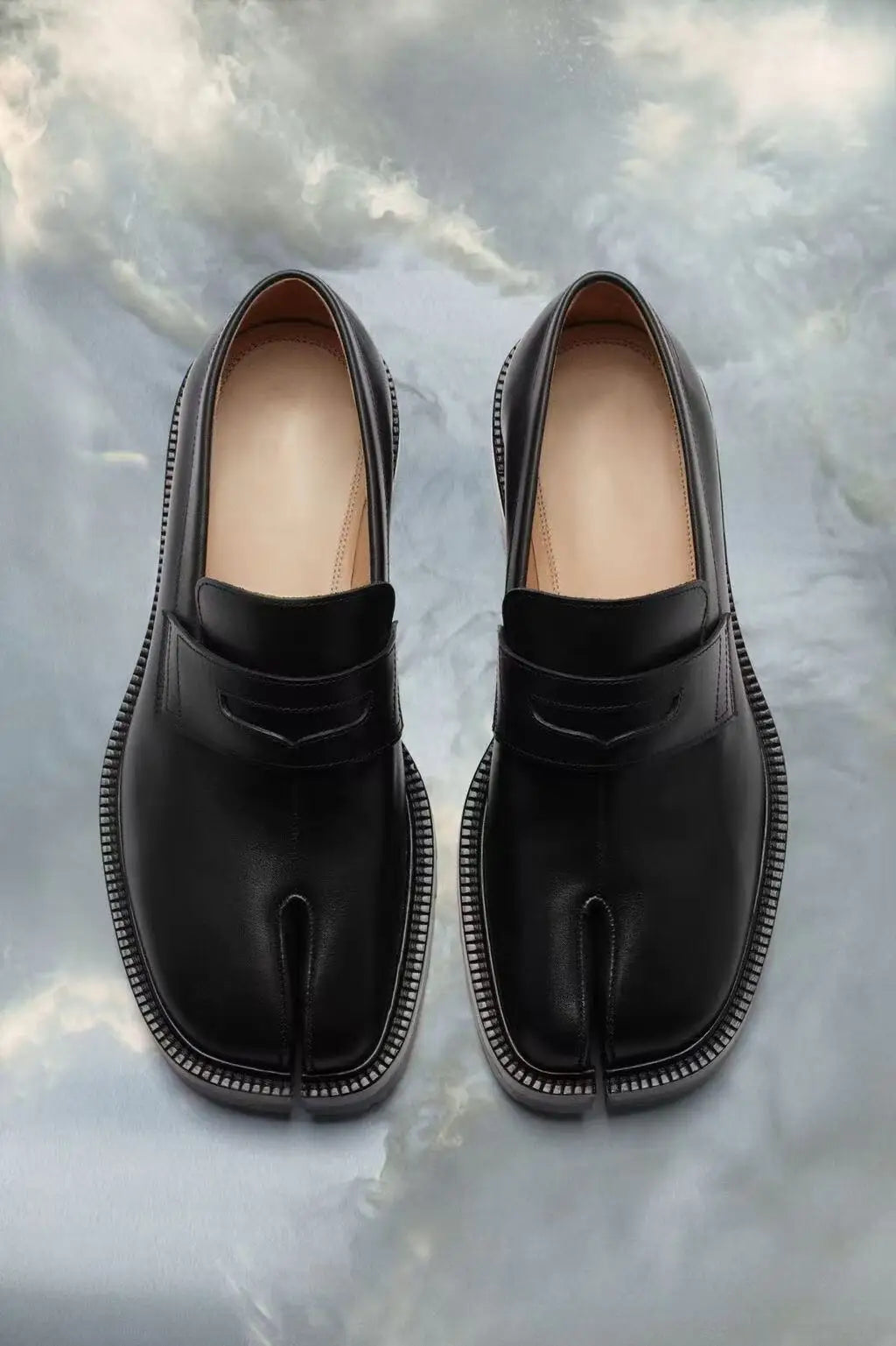 New Luxury Brand Tabi Man Split Toe Thick Sol