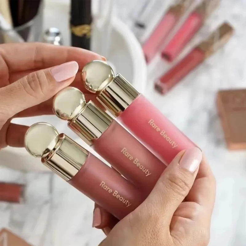 Soft Pinch Long Velvet Blush