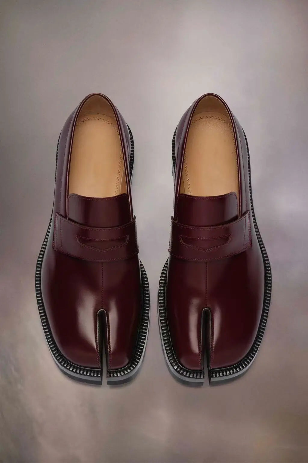 New Luxury Brand Tabi Man Split Toe Thick Sol